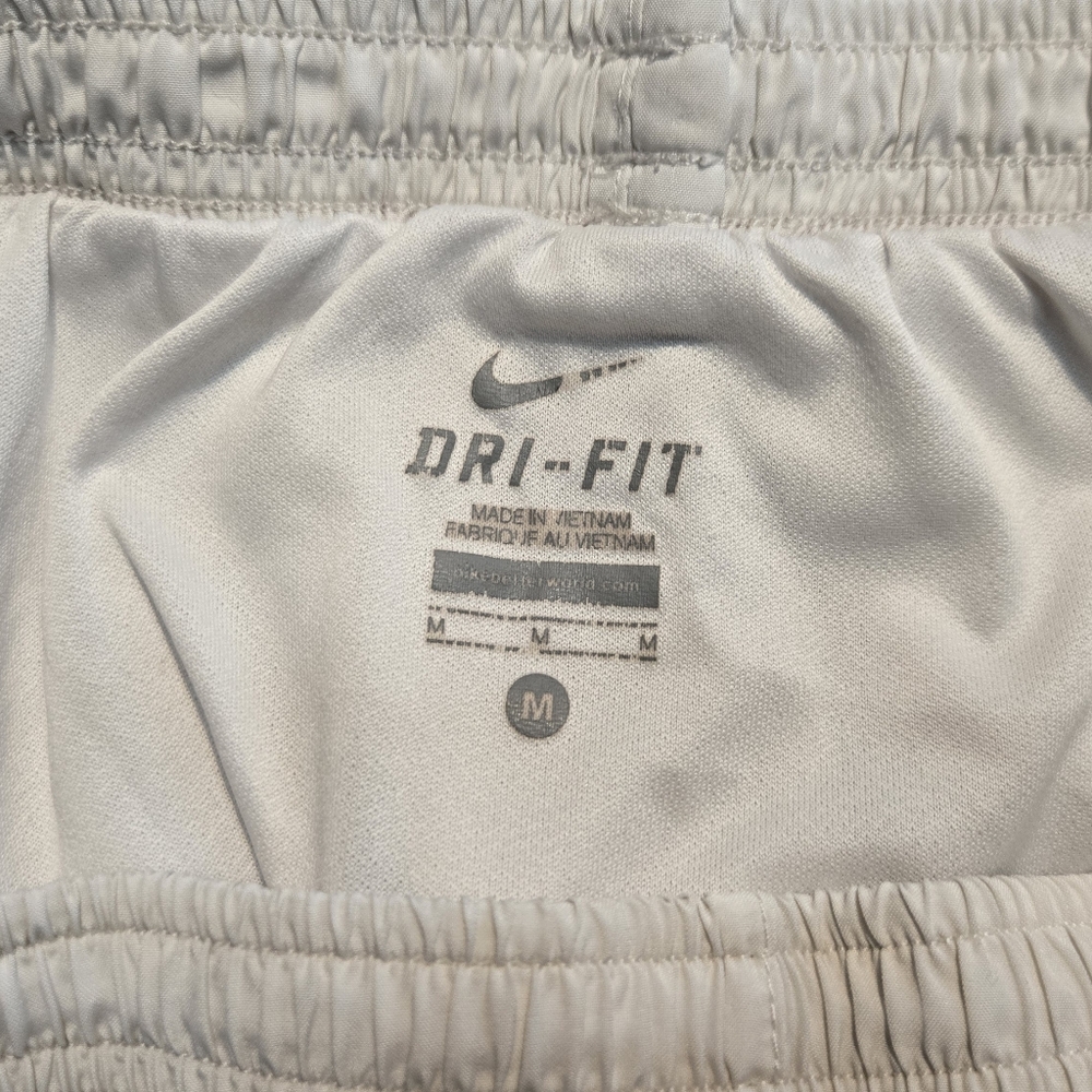 Nike White Dri-Fit Tempo Running Shorts Medium - Picture 3 of 7